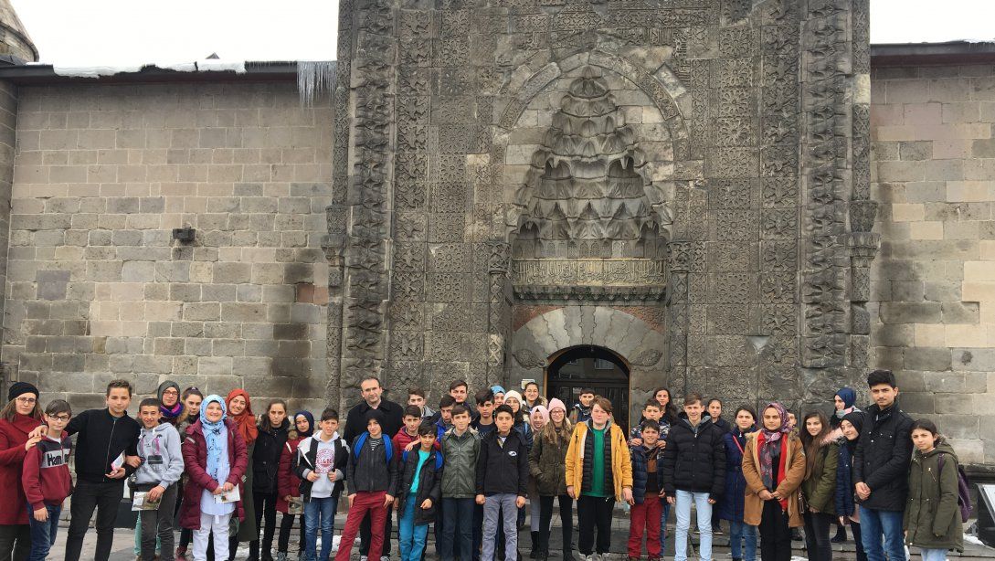 Çifte Minareli Medrese, Yakutiye Medresesi ve Erzurumlu Emrah Edebiyat Müze Kütüphanesi Ziyareti