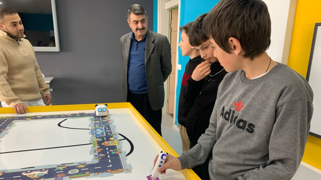 TOBB ÖRENCE İLKOKULU ÖĞRENCİLERİ TASARIM BECERİ MERKEZİMİZDE